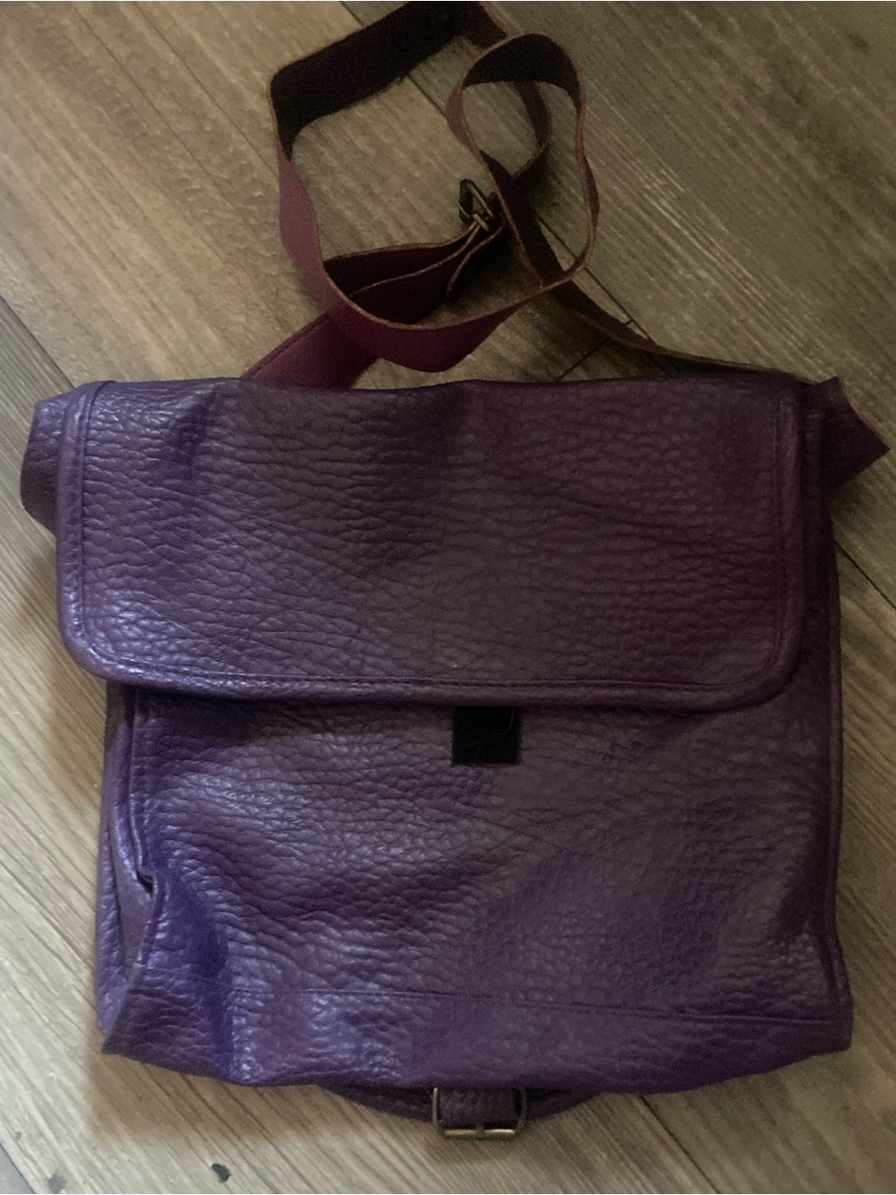 Men's Purple Leather Messenger Bag with Adjustable Strap